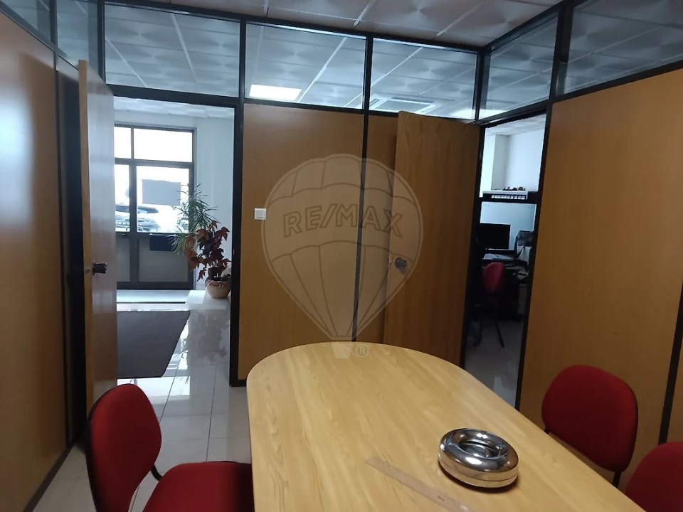 Loja para Venda em Odivelas Foto 5