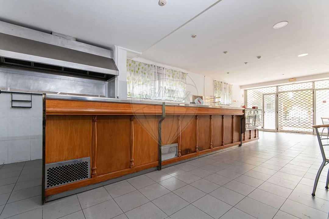 Loja para Venda em Porto Salvo Foto 10