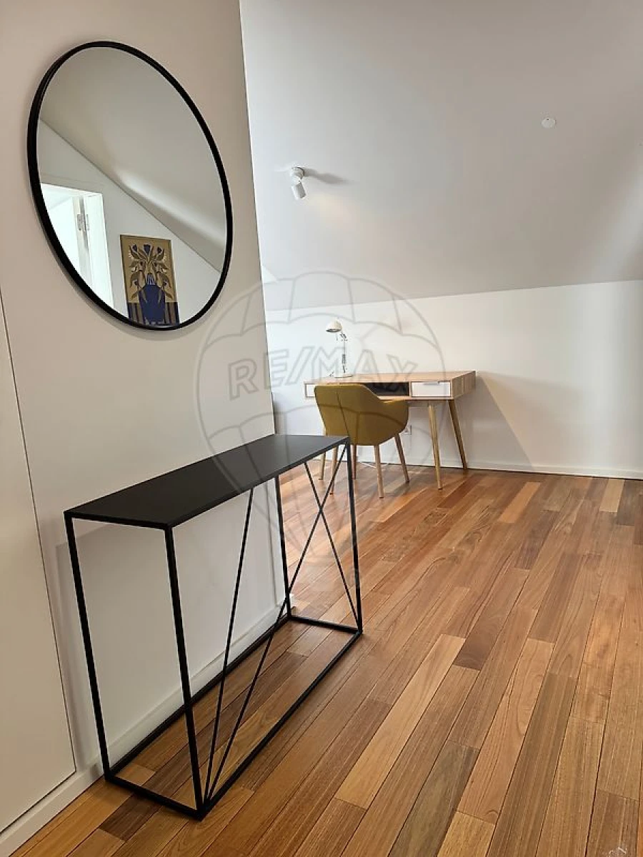 Apartamento T1 para Arrendamento em Santa Marinha e São Pedro da Afurada Foto 2