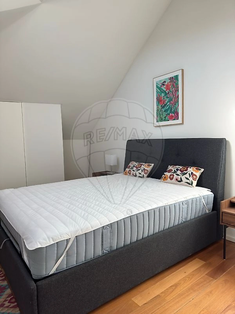 Apartamento T1 para Arrendamento em Santa Marinha e São Pedro da Afurada Foto 5