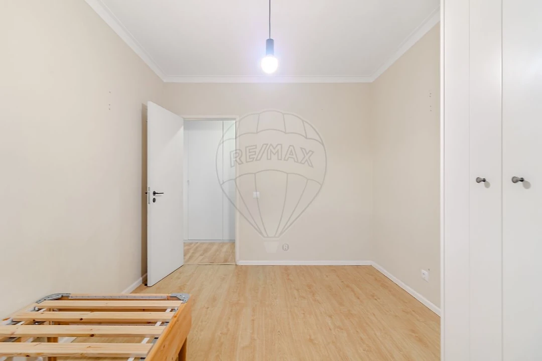 Apartamento T3 para Arrendamento em Fânzeres e São Pedro da Cova Foto 6