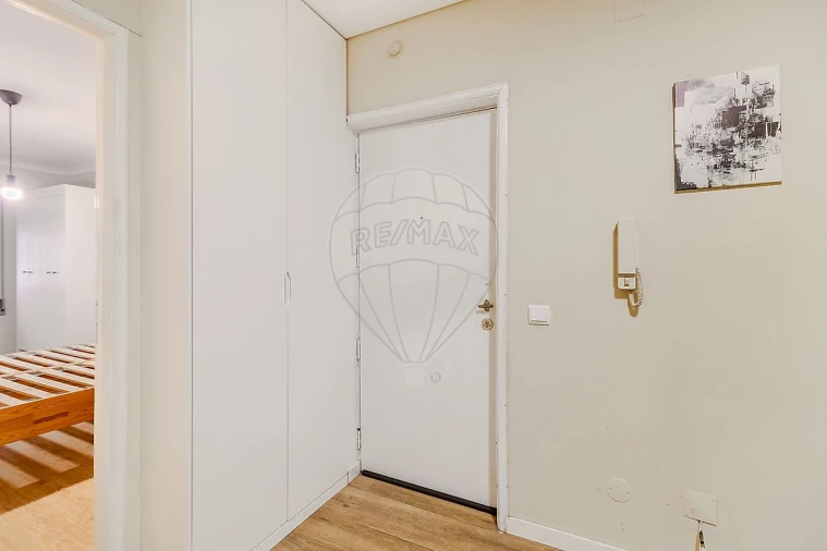 Apartamento T3 para Arrendamento em Fânzeres e São Pedro da Cova Foto 13