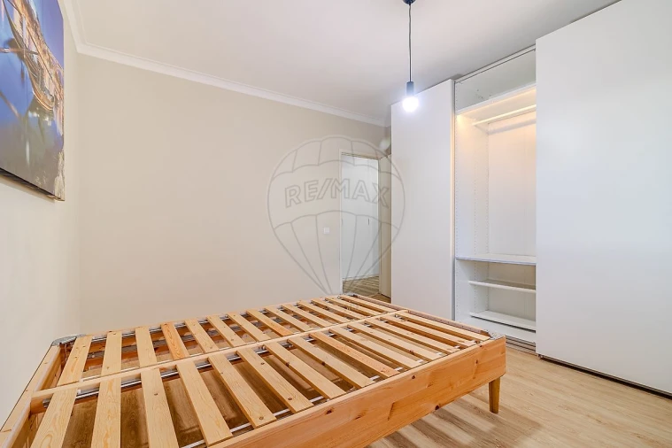 Apartamento T3 para Arrendamento em Fânzeres e São Pedro da Cova Foto 19