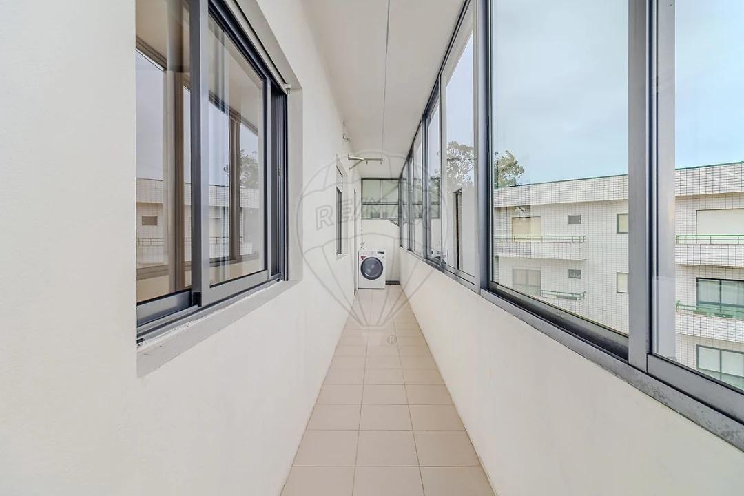 Apartamento T3 para Arrendamento em Fânzeres e São Pedro da Cova Foto 21