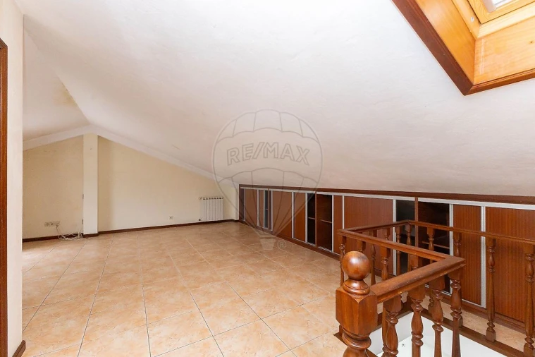 Moradia T2 para Venda em Fânzeres e São Pedro da Cova Foto 23