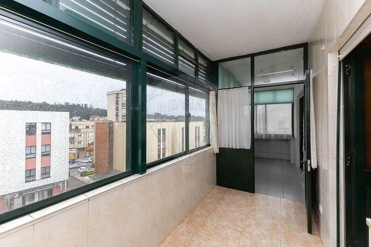 Moradia T2 para Venda em Fânzeres e São Pedro da Cova Foto 30