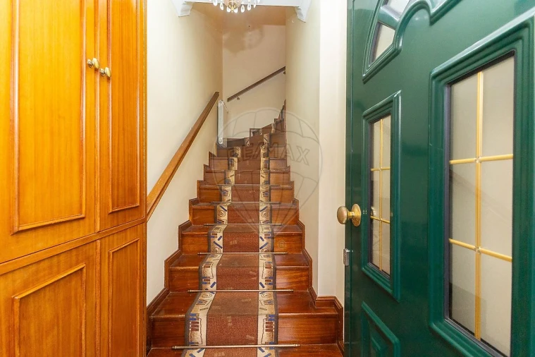 Moradia T2 para Venda em Fânzeres e São Pedro da Cova Foto 4