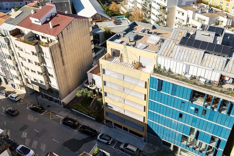 Apartamento para Venda em Cedofeita, Santo Ildefonso, Sé, Miragaia, São Nicolau e Vitória Foto 2