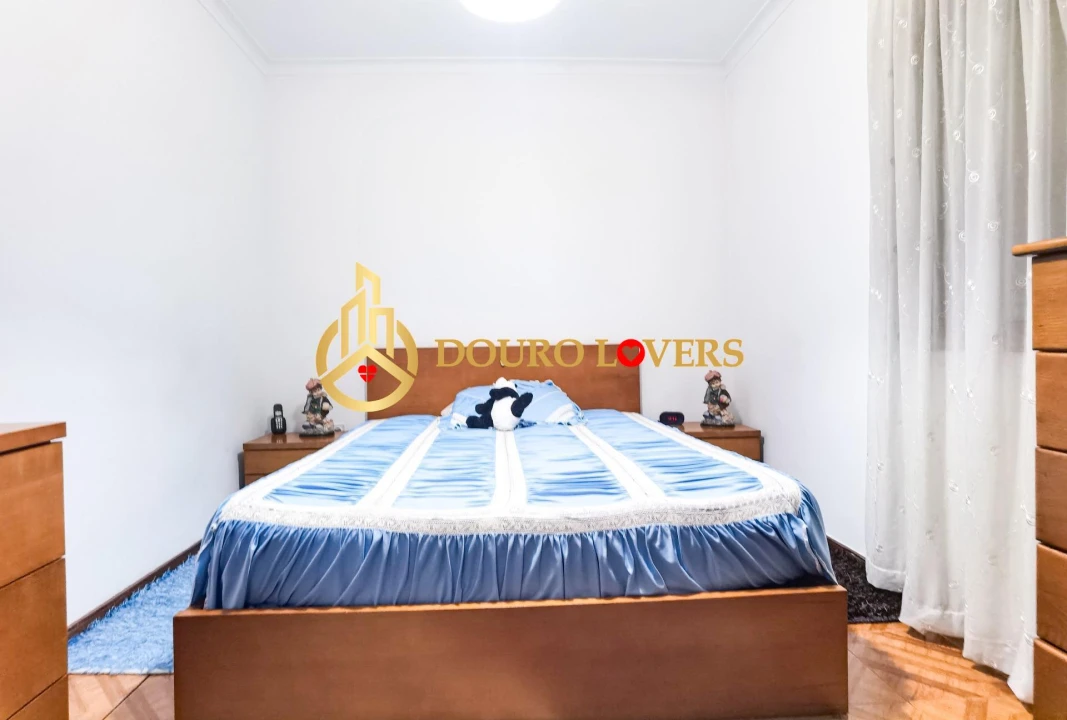 Apartamento T2 para Venda em Cidade da Maia Foto 16