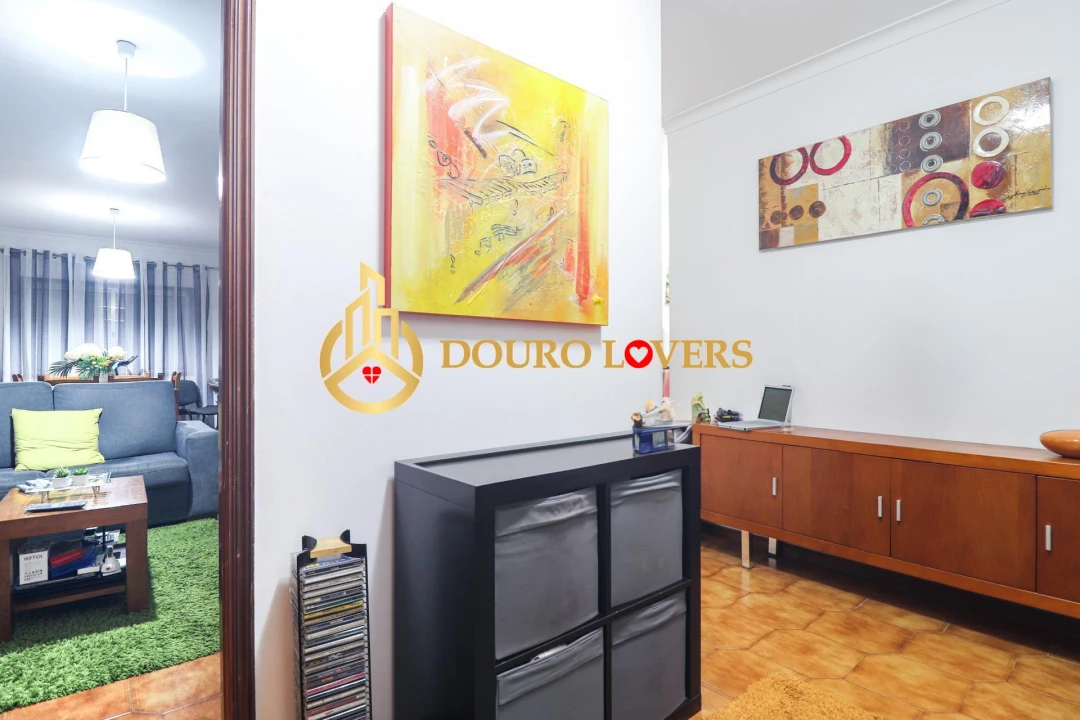 Apartamento T2 para Venda em Cidade da Maia Foto 6