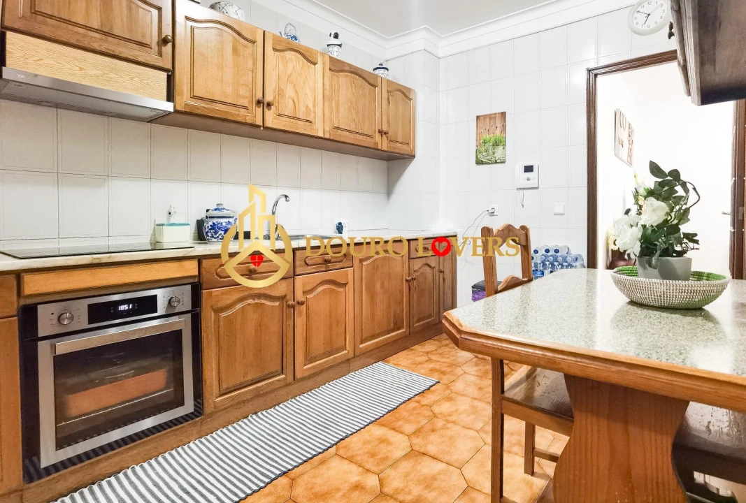 Apartamento T2 para Venda em Cidade da Maia Foto 9