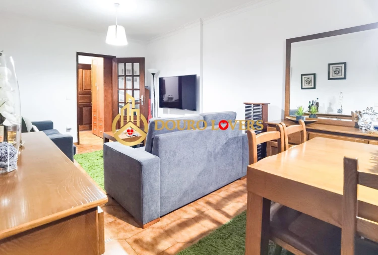 Apartamento T2 para Venda em Cidade da Maia Foto 5