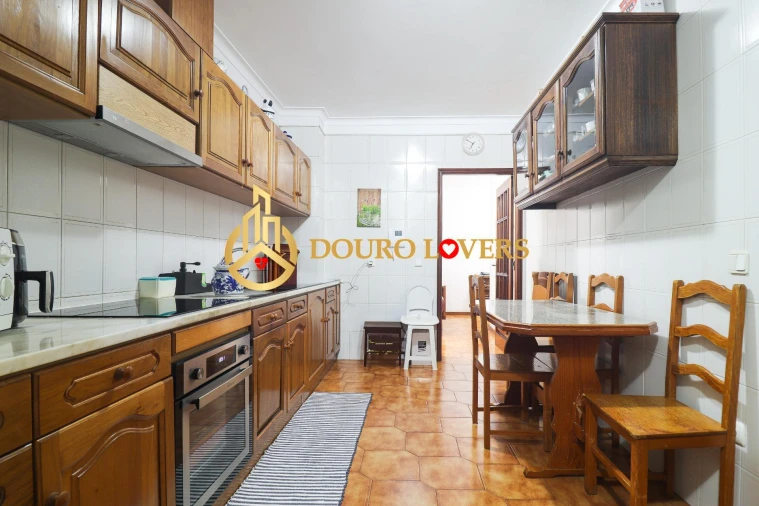 Apartamento T2 para Venda em Cidade da Maia Foto 8