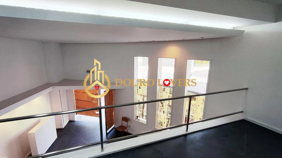 Negócio para Arrendamento em Cedofeita, Santo Ildefonso, Sé, Miragaia, São Nicolau e Vitória Foto 4