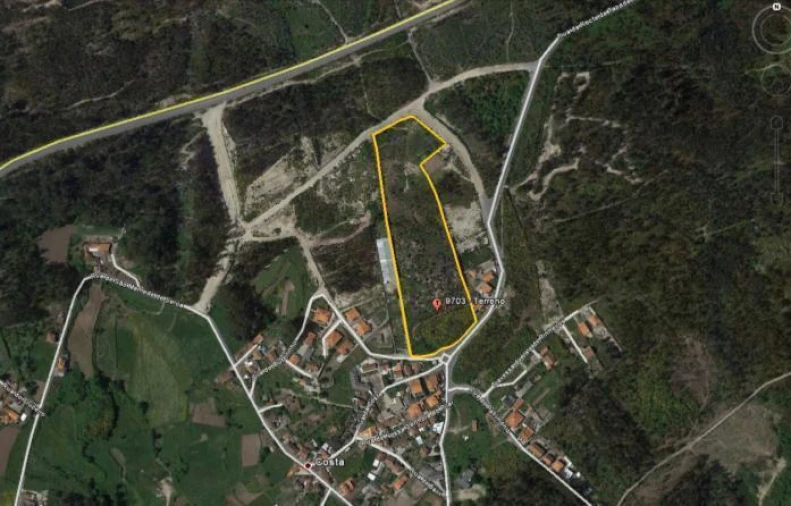Terreno para Venda em Paços de Ferreira Foto 1