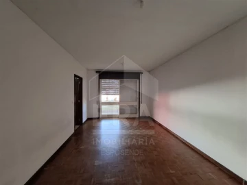 Moradia T8 para Venda em Ramalde