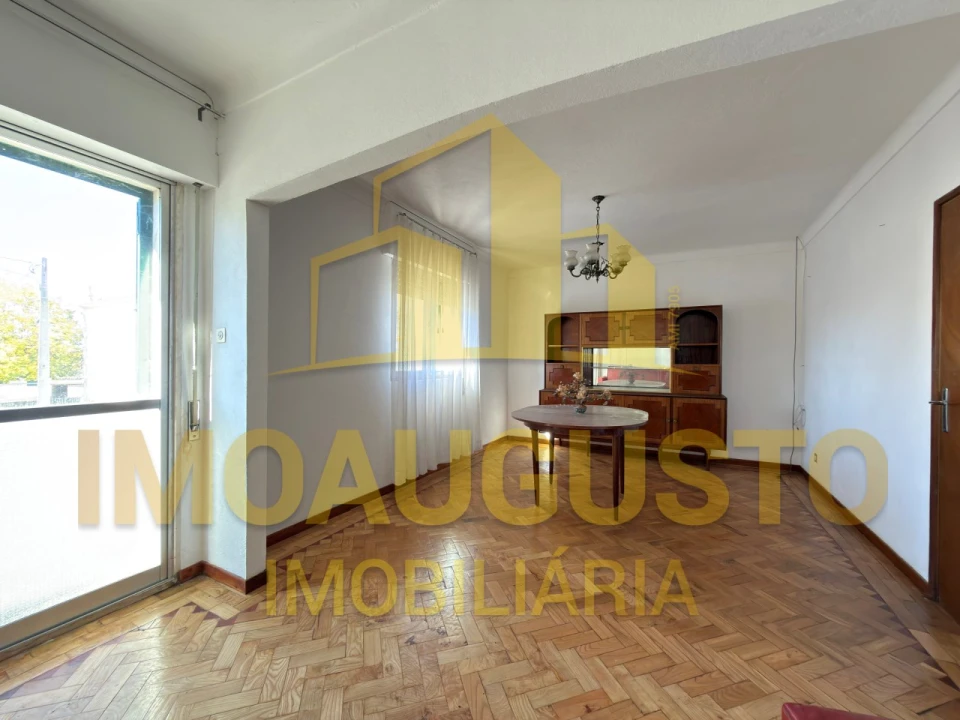 Moradia T4 para Venda em Ruvina, Ruivós e Vale das Éguas Foto 7