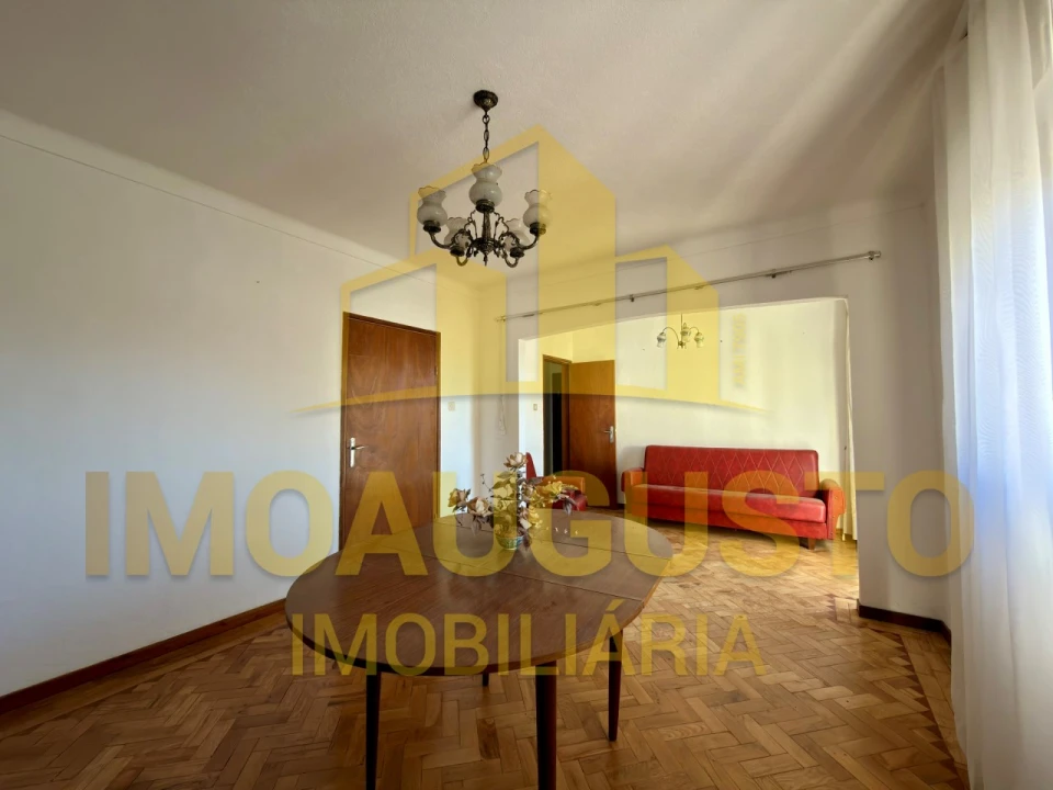 Moradia T4 para Venda em Ruvina, Ruivós e Vale das Éguas Foto 8