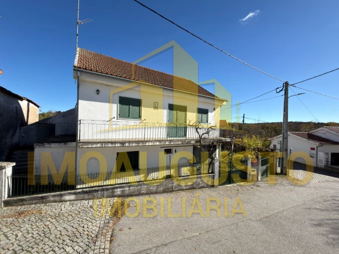 Moradia T4 para Venda em Ruvina, Ruivós e Vale das Éguas Foto 2