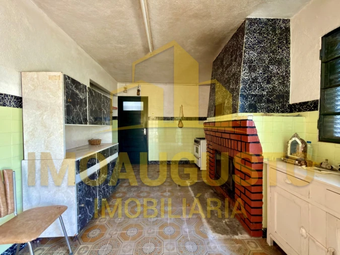 Moradia T4 para Venda em Ruvina, Ruivós e Vale das Éguas Foto 3