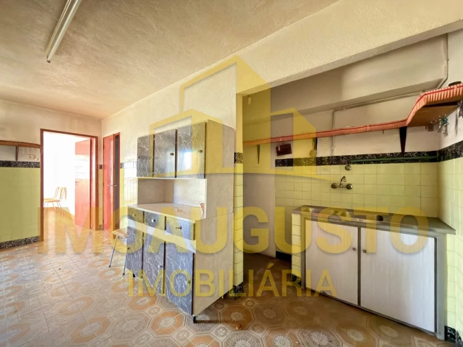 Moradia T4 para Venda em Ruvina, Ruivós e Vale das Éguas Foto 5