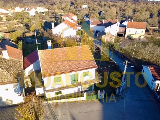 Moradia T4 para Venda em Ruvina, Ruivós e Vale das Éguas Foto 2