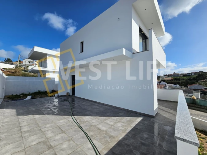 Moradia T3 para Venda em Ericeira Foto 3