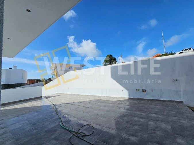 Moradia T3 para Venda em Ericeira Foto 23