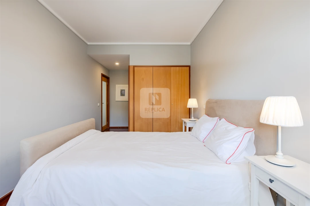 Apartamento T1 para Arrendamento em Aldoar, Foz do Douro e Nevogilde Foto 21