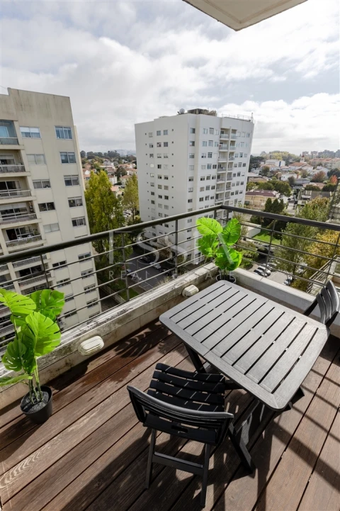 Apartamento T1 para Arrendamento em Aldoar, Foz do Douro e Nevogilde