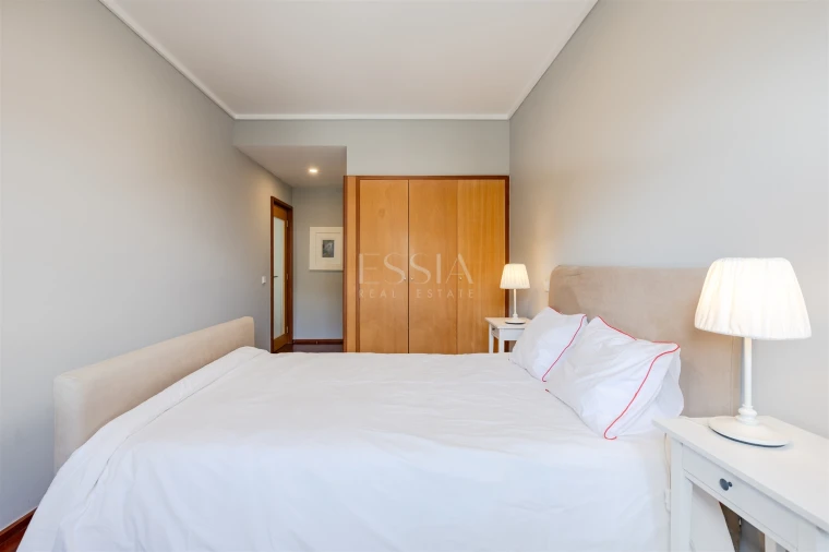 Apartamento T1 para Arrendamento em Aldoar, Foz do Douro e Nevogilde Foto 23
