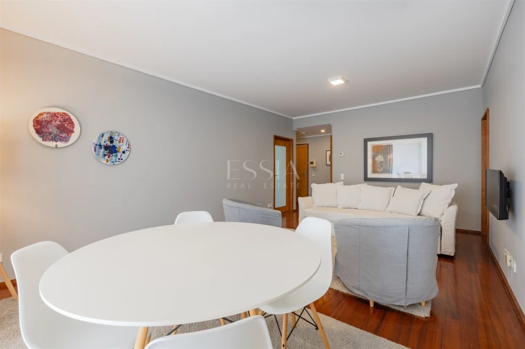 Apartamento T1 para Arrendamento em Aldoar, Foz do Douro e Nevogilde Foto 9