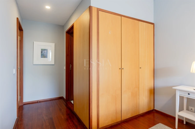 Apartamento T1 para Arrendamento em Aldoar, Foz do Douro e Nevogilde Foto 25