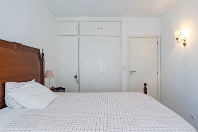 Apartamento T5 para Venda em Aldoar, Foz do Douro e Nevogilde