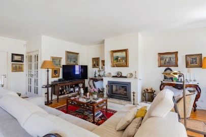 Apartamento T5 para Venda em Aldoar, Foz do Douro e Nevogilde
