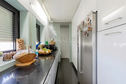 Apartamento T5 para Venda em Aldoar, Foz do Douro e Nevogilde