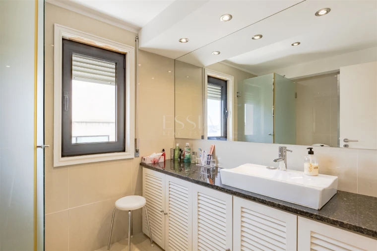 Apartamento T5 para Venda em Aldoar, Foz do Douro e Nevogilde Foto 24