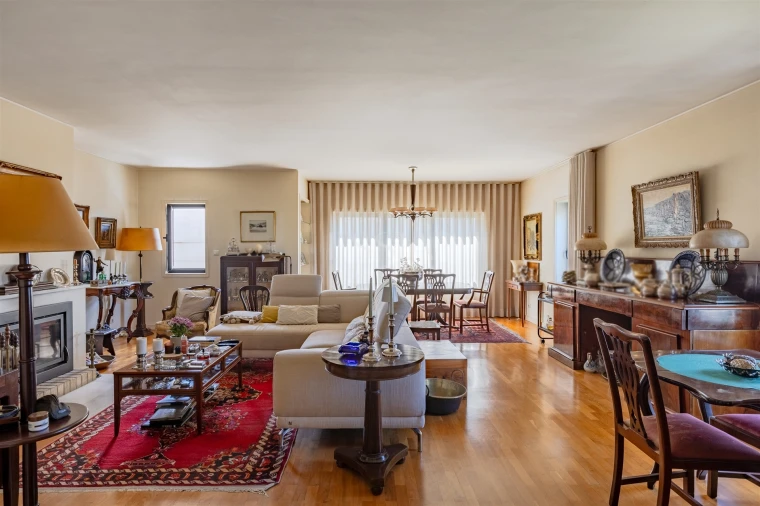 Apartamento T5 para Venda em Aldoar, Foz do Douro e Nevogilde Foto 2