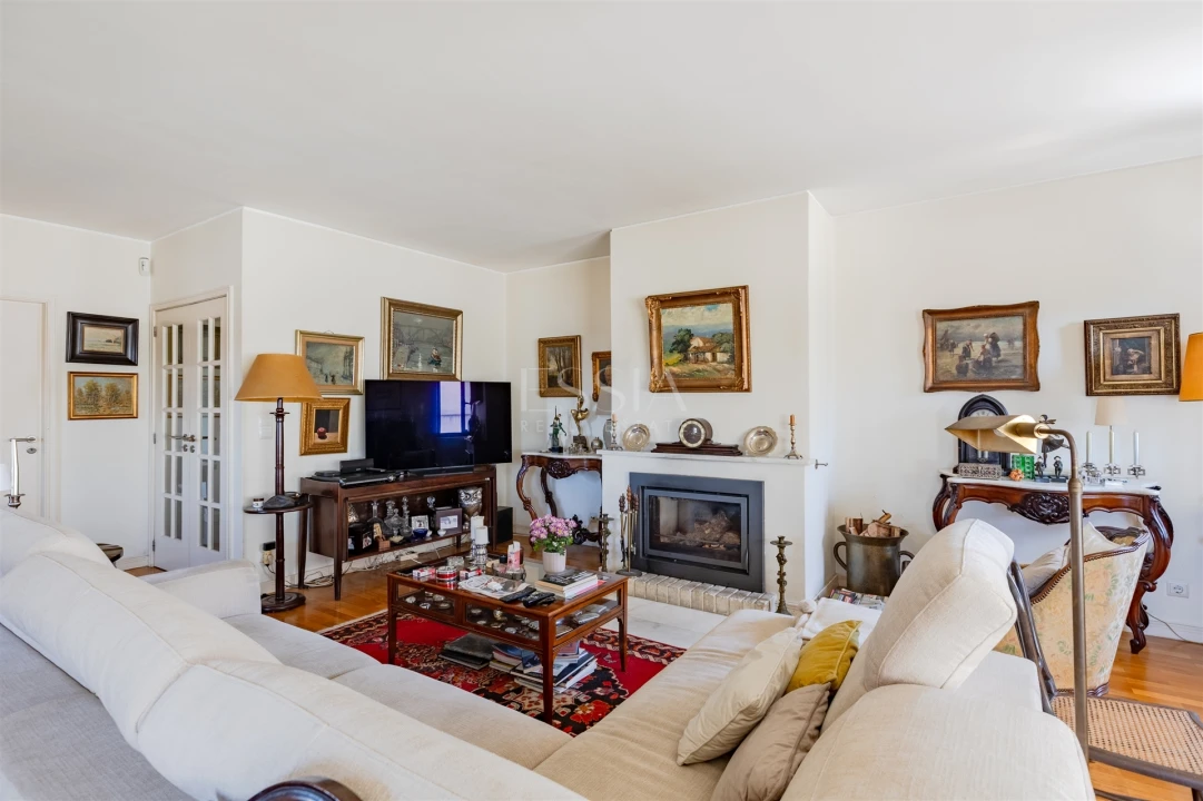 Apartamento T5 para Venda em Aldoar, Foz do Douro e Nevogilde Foto 6