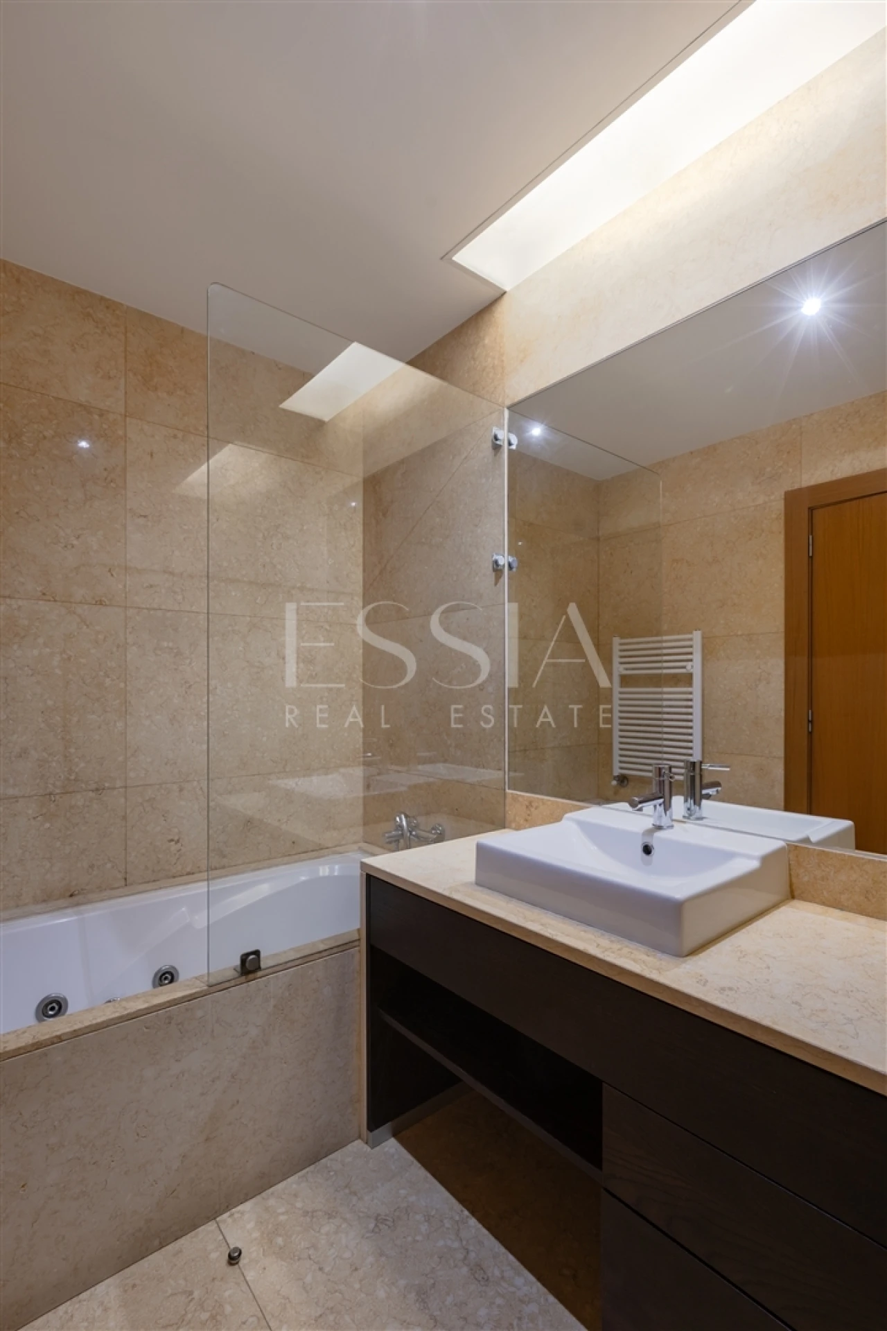 Apartamento T3 para Venda em Arcozelo Foto 17