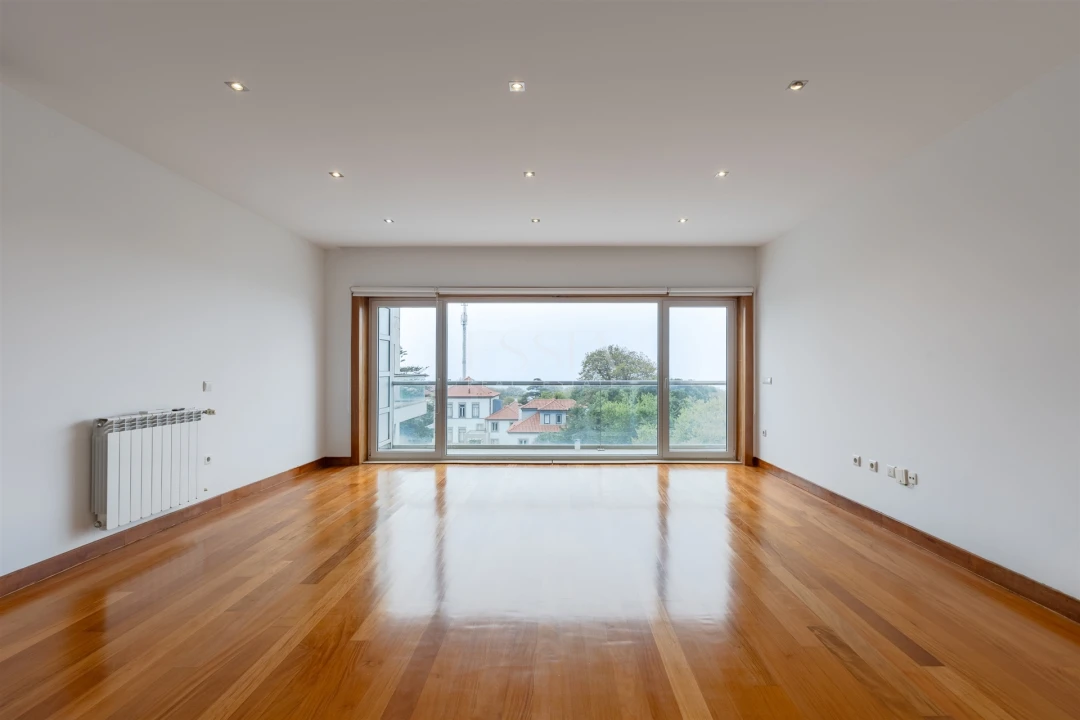 Apartamento T3 para Venda em Arcozelo Foto 5