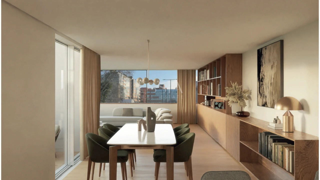 Apartamento T4 para Venda em Paranhos Foto 2