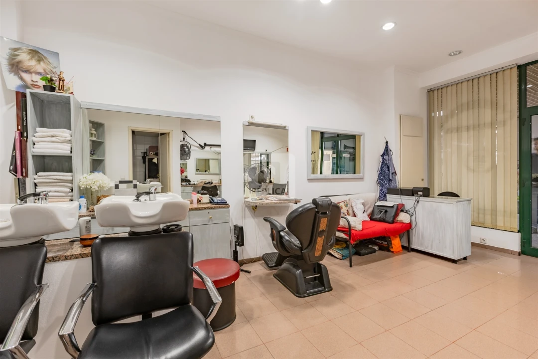 Loja para Venda em Matosinhos e Leça da Palmeira Foto 12