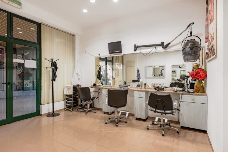 Loja para Arrendamento em Matosinhos e Leça da Palmeira Foto 10