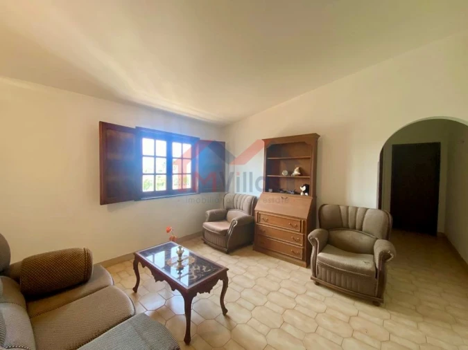 Moradia T3 para Venda em Loule (São Sebastião) Foto 4