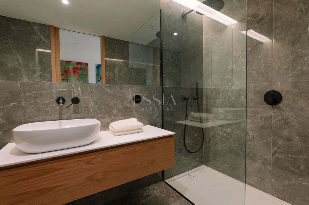 Apartamento T2 para Venda em Cedofeita, Santo Ildefonso, Sé, Miragaia, São Nicolau e Vitória Foto 8