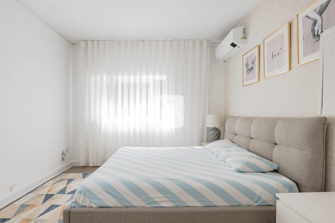 Moradia T4 para Venda em Aguas Santas Foto 17