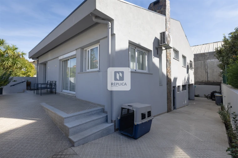 Moradia T4 para Venda em Aguas Santas Foto 37