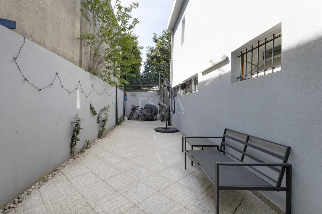 Moradia T4 para Venda em Aguas Santas Foto 50