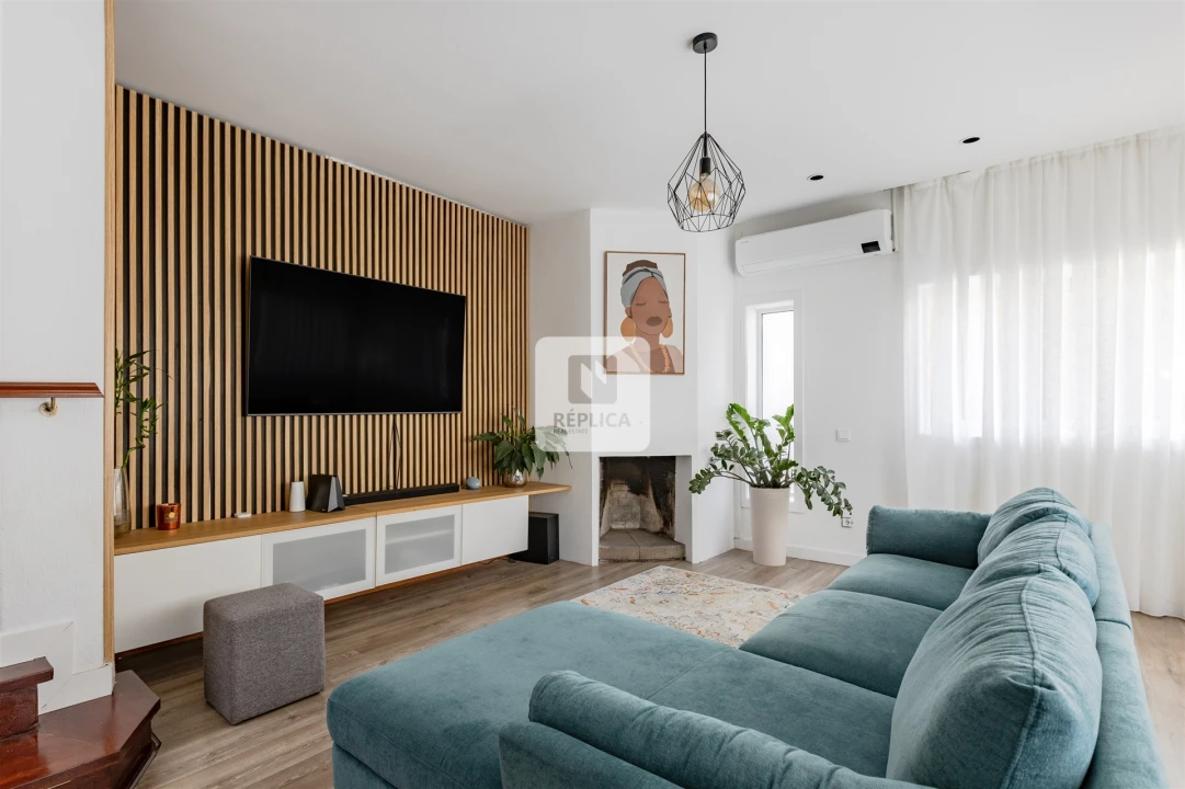 Moradia T4 para Venda em Aguas Santas Foto 2